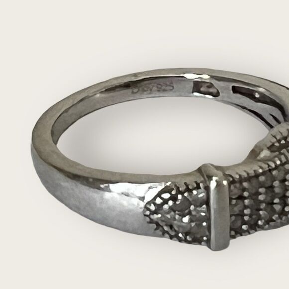 Genuine Diamonds buckle ring size 7 - Picture 8 of 9